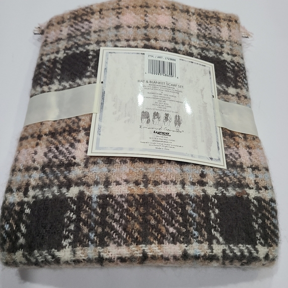NWT Emanuel Geraldo Hat & blanket scarf set women's one size - Picture 2 of 6